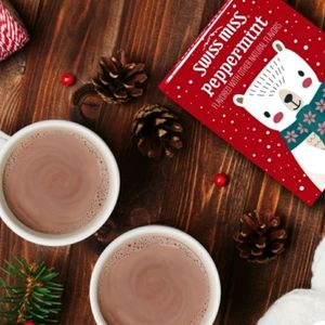 Swiss Miss Hot Chocolate Holiday Gift Set